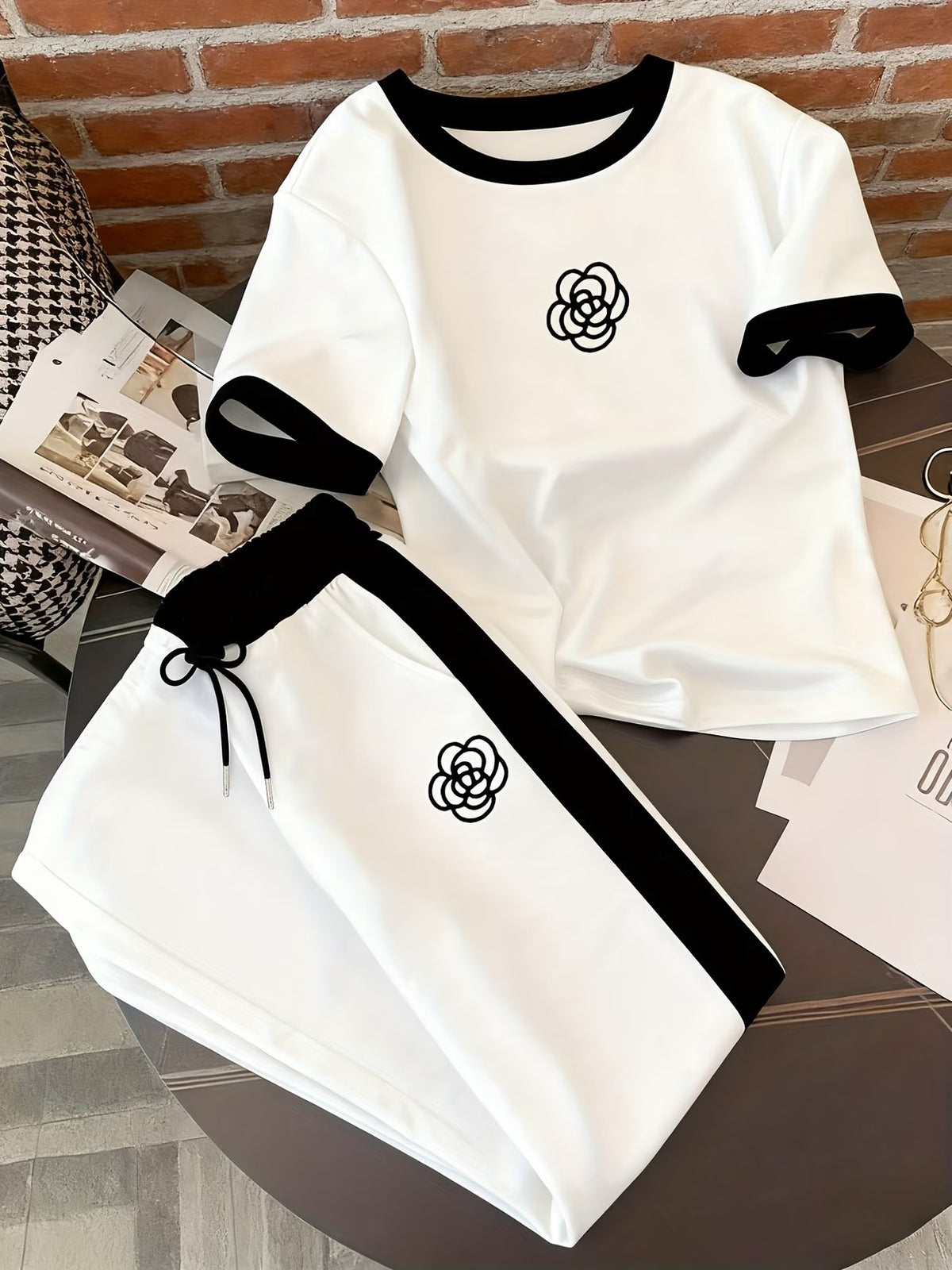 Women’s Apricot Bow Print 2-Piece Co-Ord Set