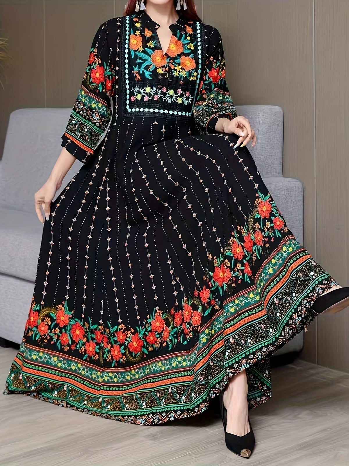 Women's Bohemian Ethnic Print Maxi Dress with Flowing Hem