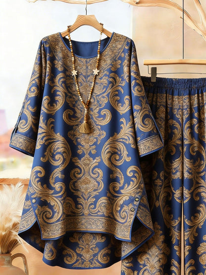 Featuring Persian Floral Print Design, Crew Neck, Dipped Hem, Suitable for Everyday Casual Wear, Comfortable and Stylish
