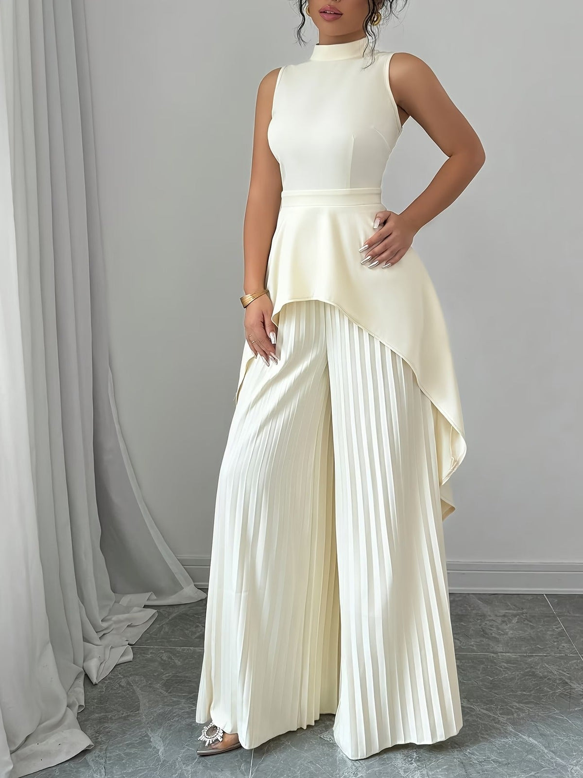 Elegant Sleeveless Stand-Collar Top & Pleated Trousers Set – Women’s Chic High-Low Two-Piece Suit
