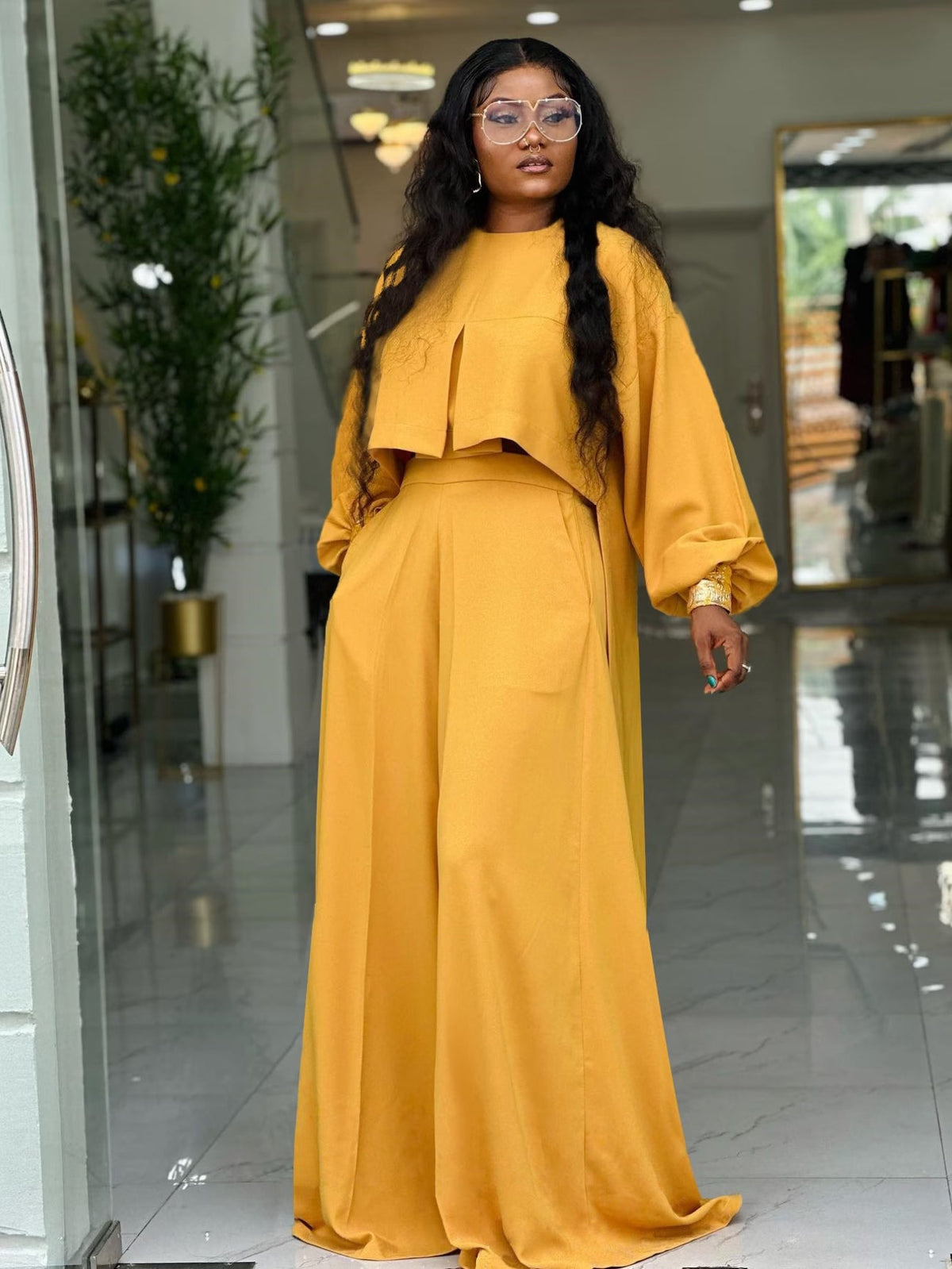 Plus Size Elegant Lantern Sleeve Top & Wide-Leg Pants Set