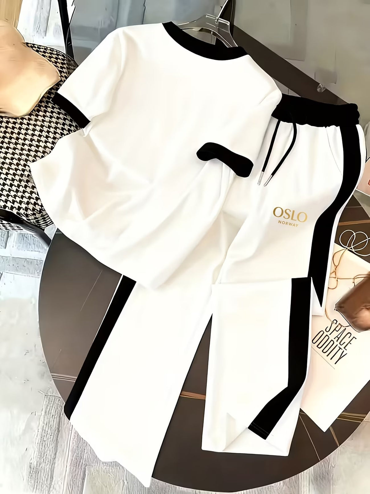 Women’s Apricot Bow Print 2-Piece Co-Ord Set