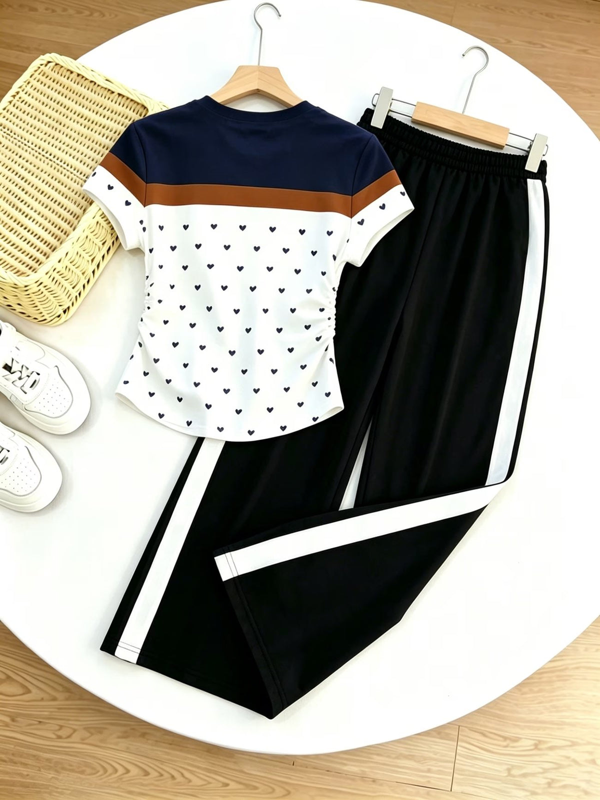 Women’s Apricot Bow Print 2-Piece Co-Ord Set